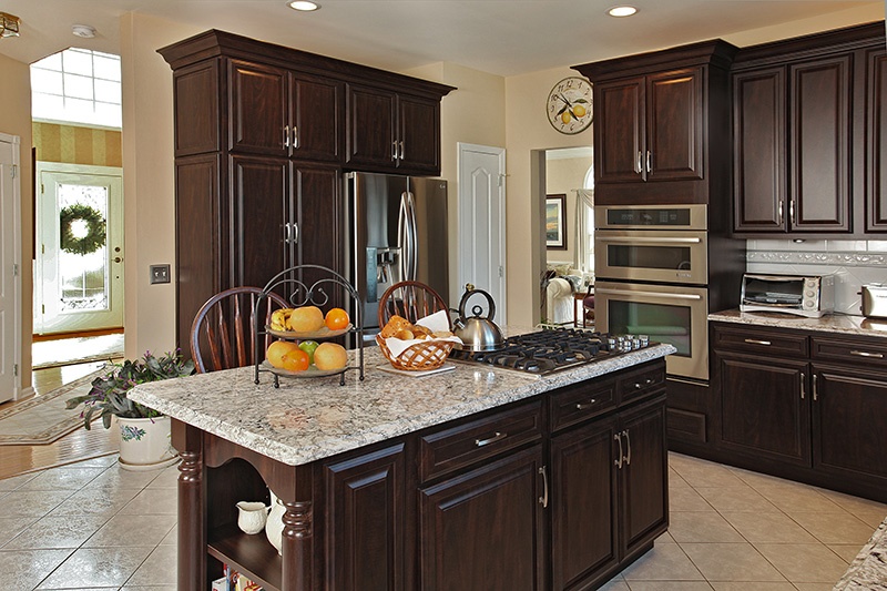 Chocolate Pear Kitchen is a Perfect Example of Transitional Kitchen Chocolate Pear Kitchen is a Perfect Example of Transitional Kitchen