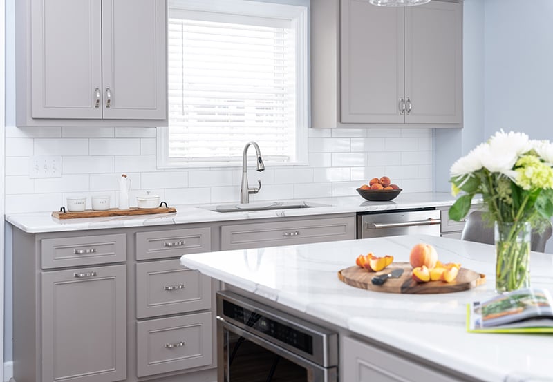 Gray_Cabinets_White_Countertop