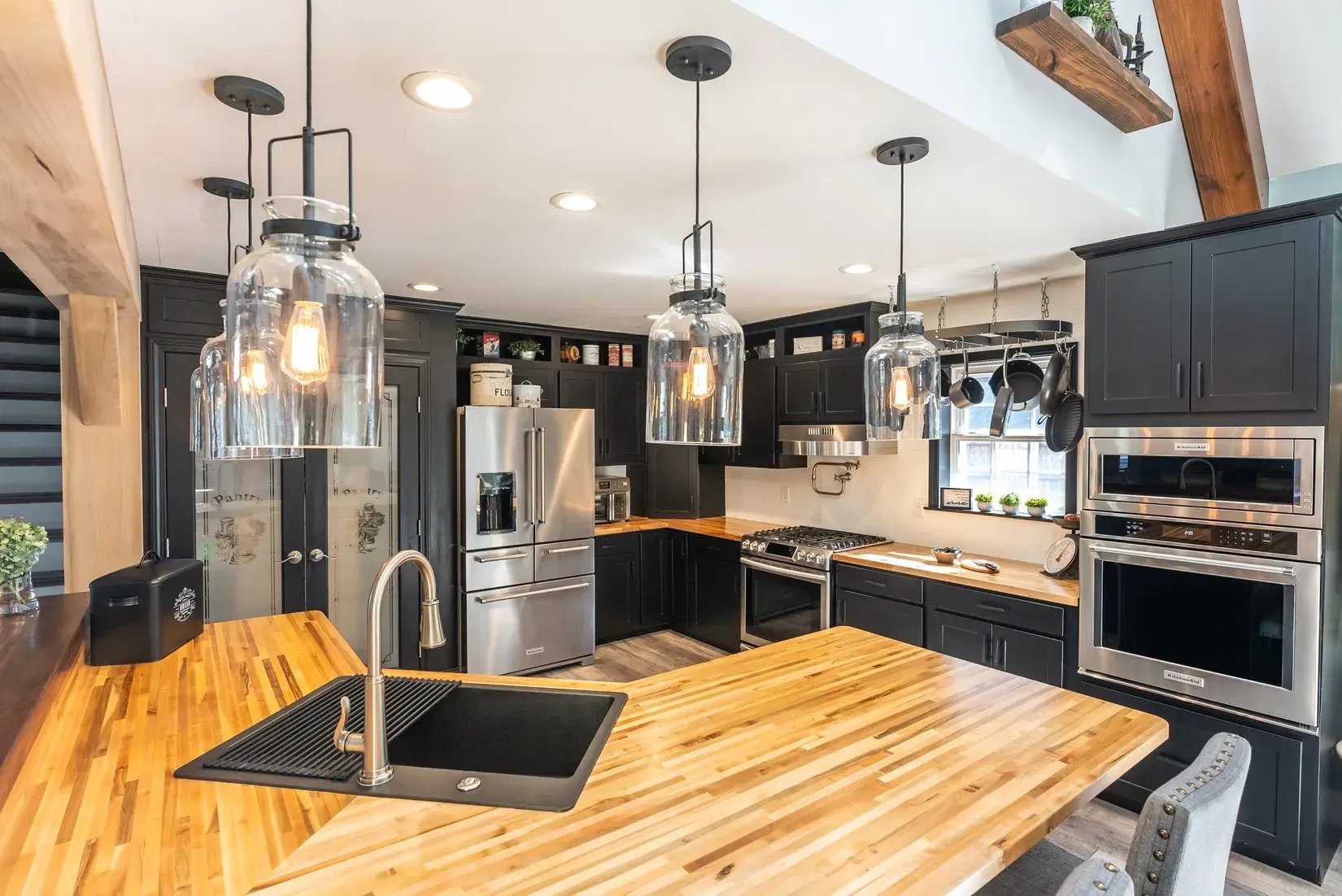 KM_Kitchen_Civitarese_after_008 - 1650 x 1102 (1)