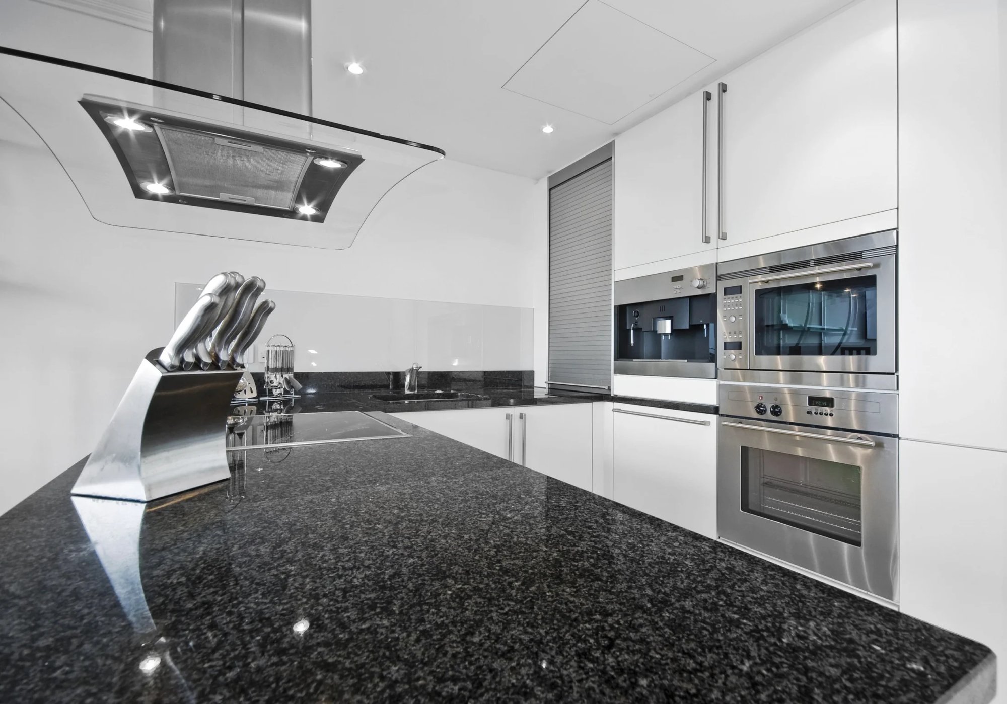 blackPearlCountertop