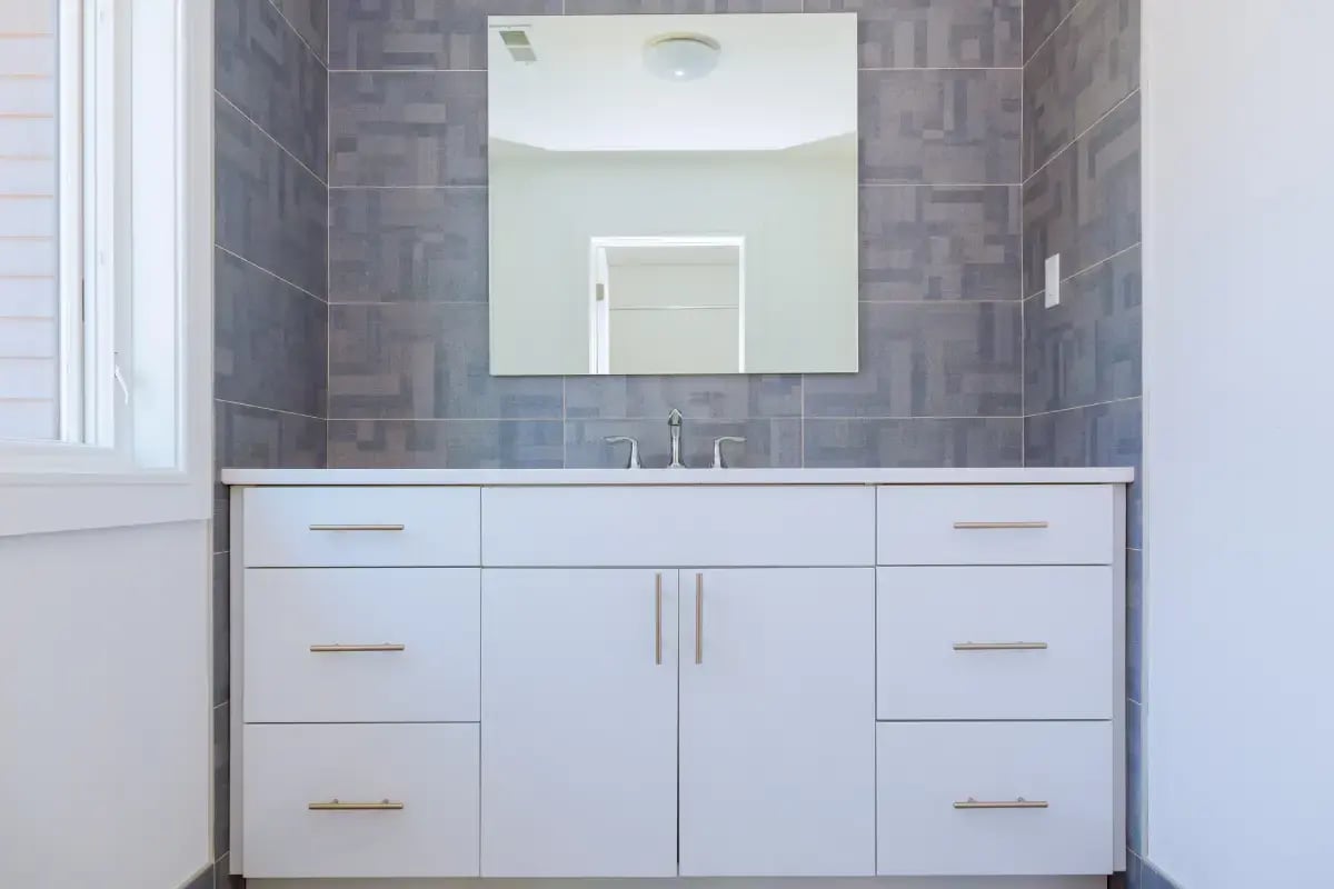 custom-made-vanities-hero