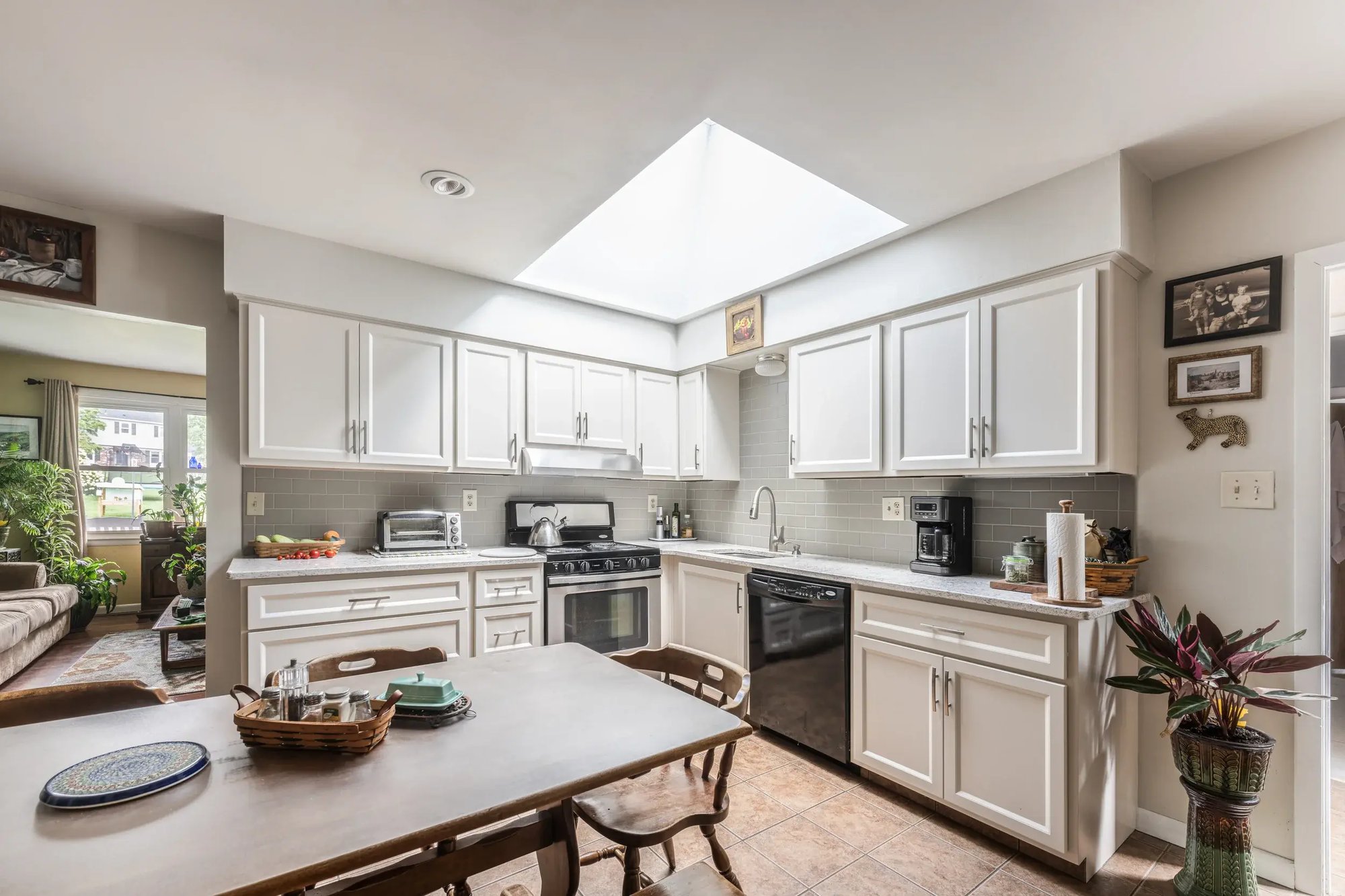 KM Thatcher Kitchen-2 - Large