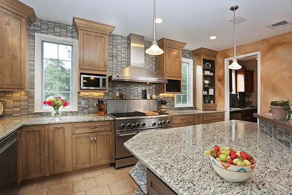 Wood Kitchen Cabinets