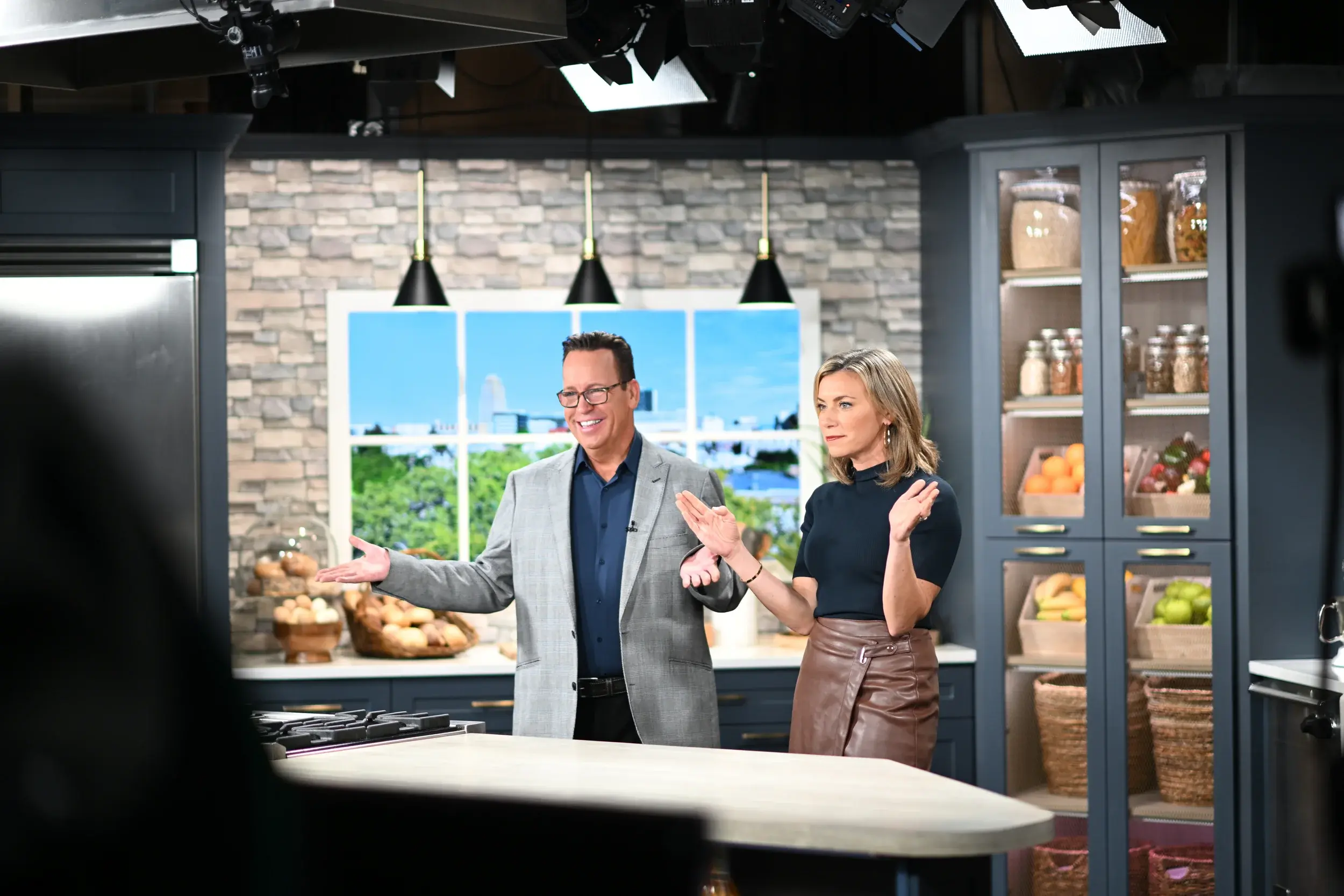 KM_WFMZ_reveal_2023_007 - Large