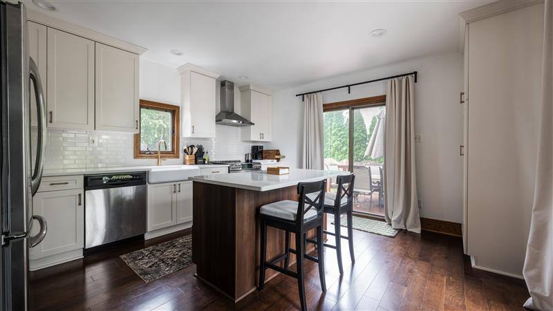 custom-cabinetry-island