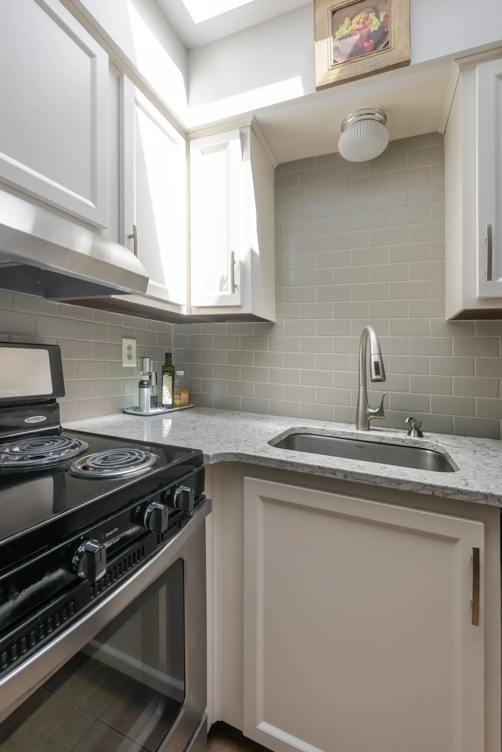 KM Thatcher Kitchen-7 - Large